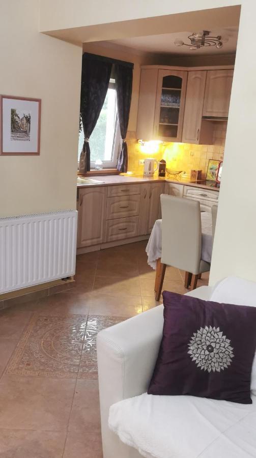 Mediterrania Apartment ケストヘイ エクステリア 写真